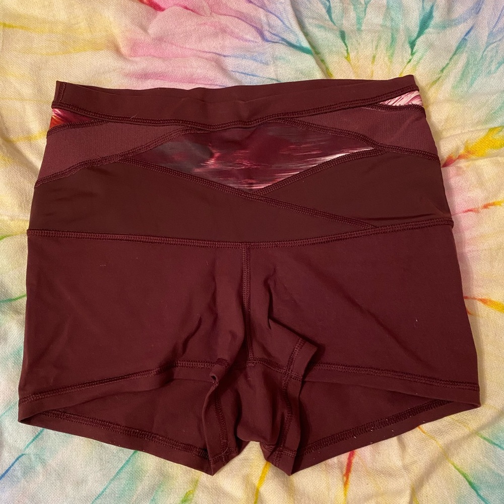 Lululemon Wunder Under Short.
